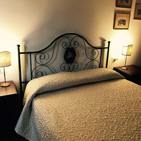 B&B La Dimora Del Capitano Фабриано Екстериор снимка