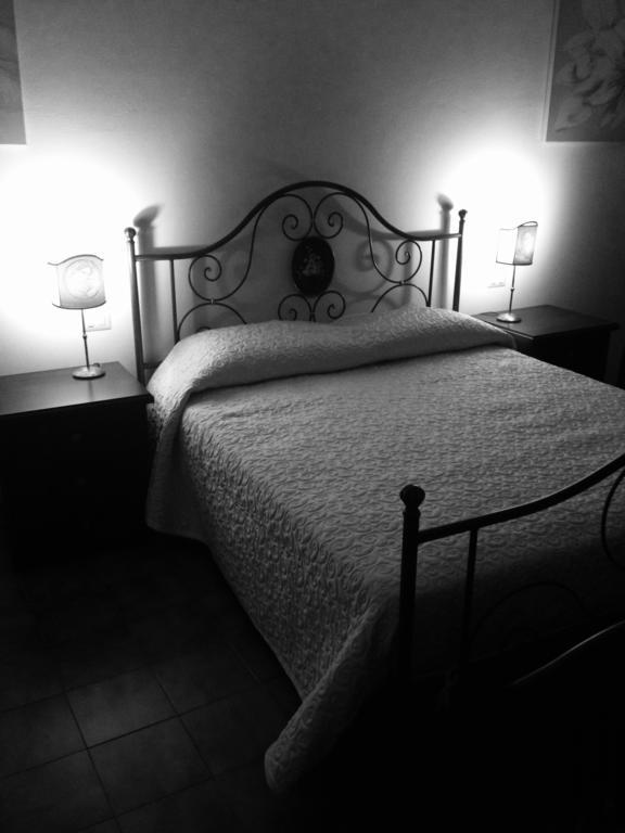 B&B La Dimora Del Capitano Фабриано Стая снимка