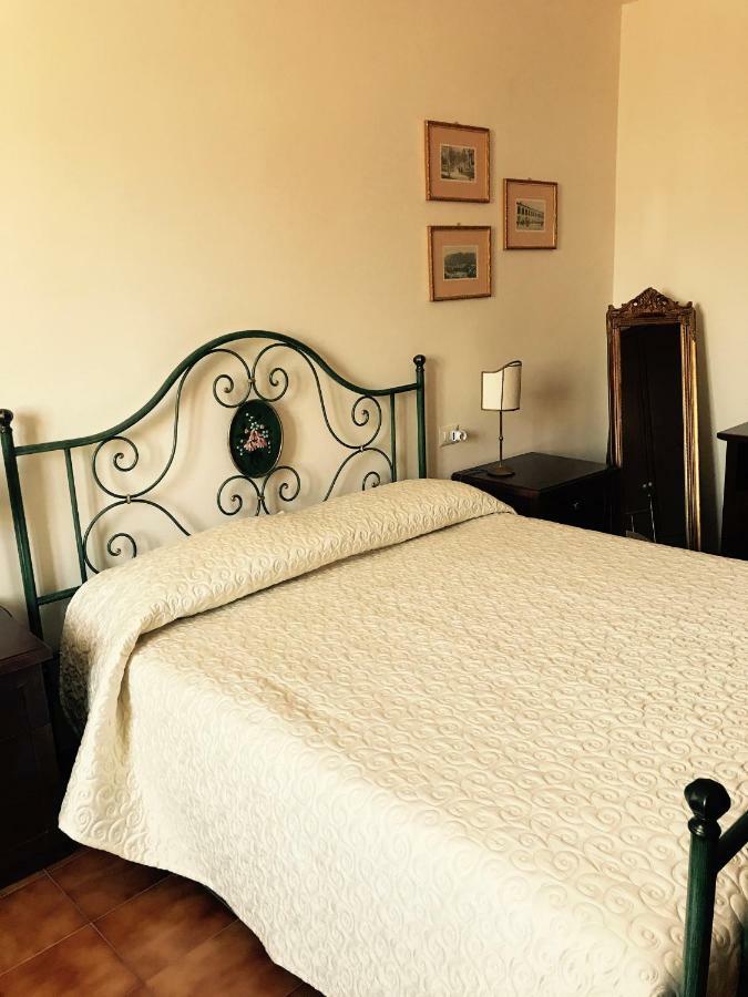 B&B La Dimora Del Capitano Фабриано Екстериор снимка