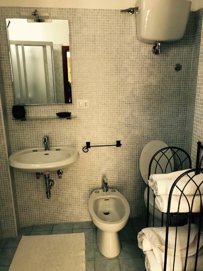 B&B La Dimora Del Capitano Фабриано Екстериор снимка