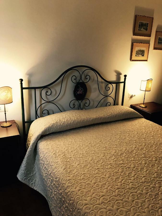 B&B La Dimora Del Capitano Фабриано Екстериор снимка